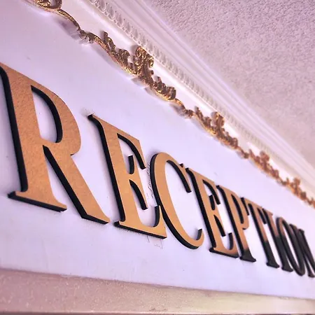 לינה וארוחת בוקר Strazburg